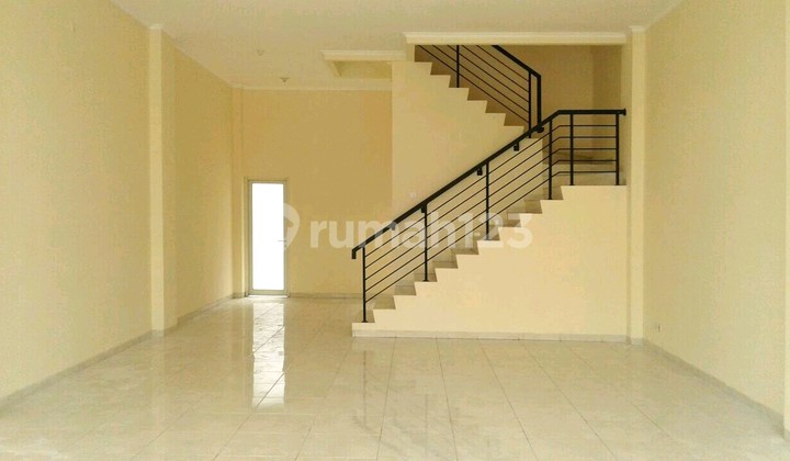 Dijual Ruko Pinggir Jalan Lokasi Ramai di Spectra Alam Sutera