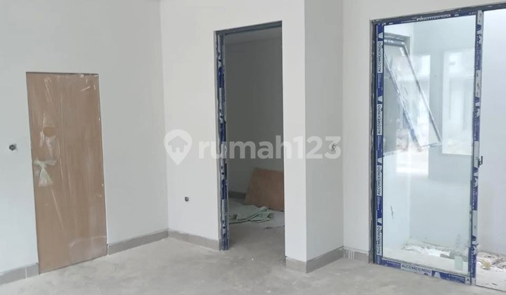 For Sale Ready-to-Occupy House in Yuthica Cluster, BSD Area 2