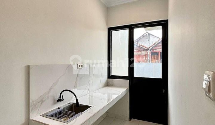 At ******** Luxury Strategic Location in Jagakarsa 2