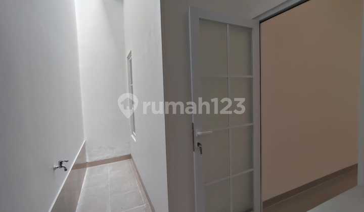 Di Jual Rumah Lokasi Strategis di Pamulang Di Jual Rumah Lokasi Strategis di Pamulang