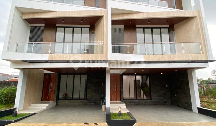 Di Jual Rumah.mewah Lokasi.strategis.di.jagakarsa