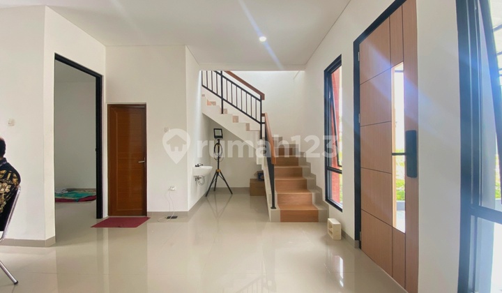 Di Jual Ruma Baru 2 Lantai Dilokasi Strategis Pamulang 2
