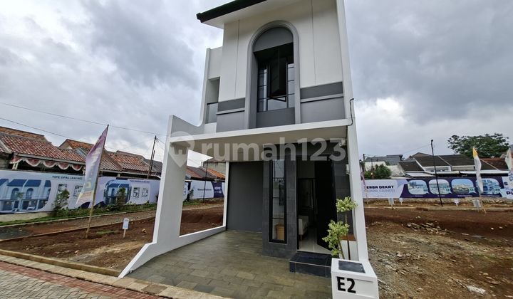 For Sale New House Strategically Located Flood-Free in Limo Depok