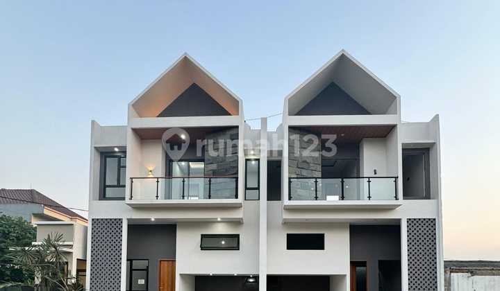 Rumah 2 Lantai Di Jagakarsa Bebas Banjir