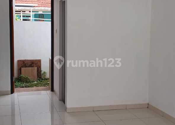 For Sale House Strategically Located Flood-Free in Sawangan Depok 2
