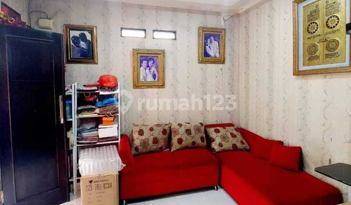 Di Jual Rumah Second Lokasi Strategis Dijagakarsa 2