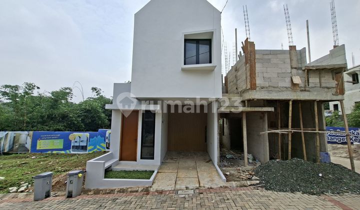 Di Jual Rumah 2 Lantai Lokasi Strategis di Limo Depok
