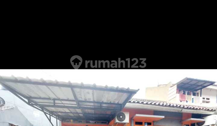 Di Jual Rumah Second Lokasi Strategis Dijagakarsa