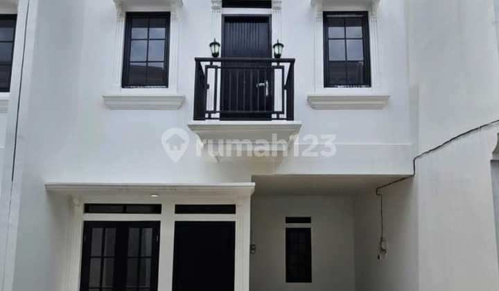 Di Jual Rumah di Jagakarsa Lokasi.strategis Bebas Banjir