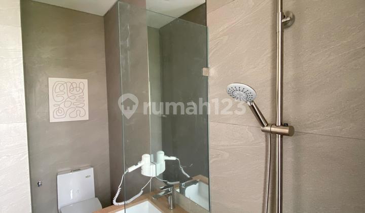 Di Jual Rumah 2 Lantai Full Furnish Lokasi Strategis Bebas Banjir 2