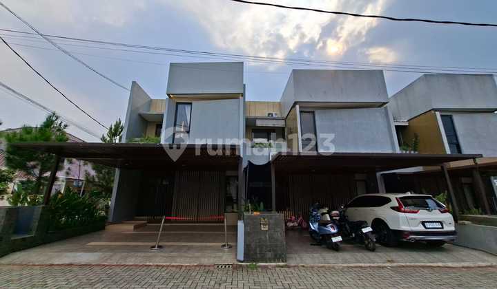 Di Jual Rumah Lokasi.strategis Dicinangka Depok Di Jual Rumah Lokasi.strategis Dicinangka Depok