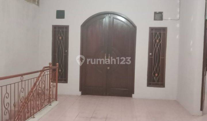 Rumah 2 Lantai Siap Huni di Mampang, Jakarta Selatan  2