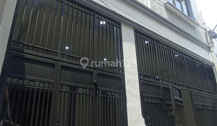 Rumah Mewah Nan Megah di Pademangan, Jakarta Utara  2