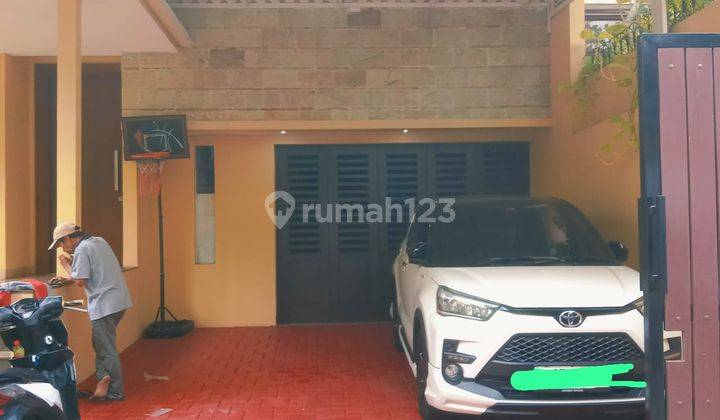 Rumah 2,5 Lantai Siap Huni Di Kemang, Jakarta Selatan  1