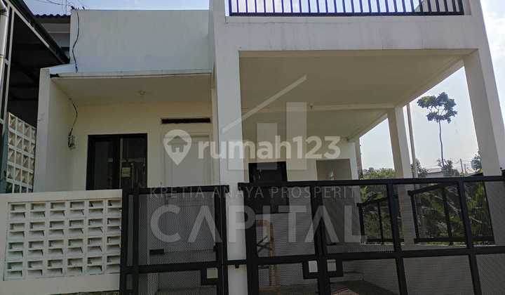 Ready to Occupy House in a Beautiful Housing Complex Near Central Bandung and 15 Minutes to Sportjabar