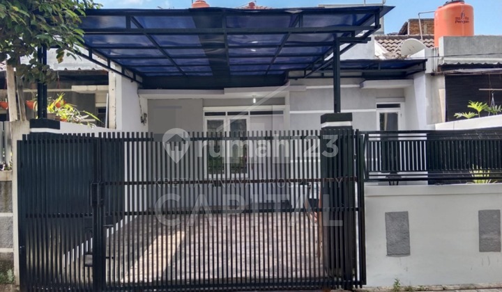 Comfortable House Ready to Occupy in Housing Complex Beside Padalarang Toll Gate Main Road Comfortable House Ready to Occupy in Housing Complex Beside Padalarang Toll Gate Main Road