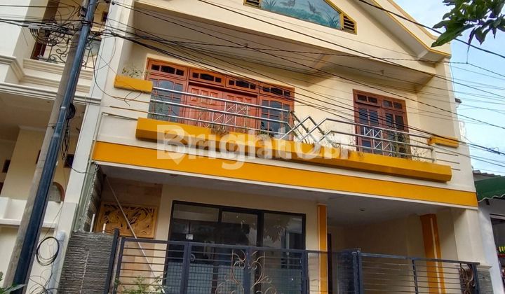 Perumahan Semolowaru Indah, one gate system, lokasi strategis