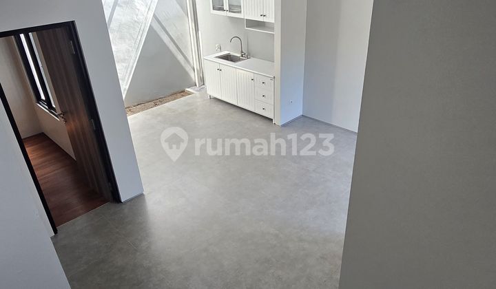 Rumah Dekat Mrt Lebak Bulus ,bisa Kpr Dp 0 ,ready Stok 