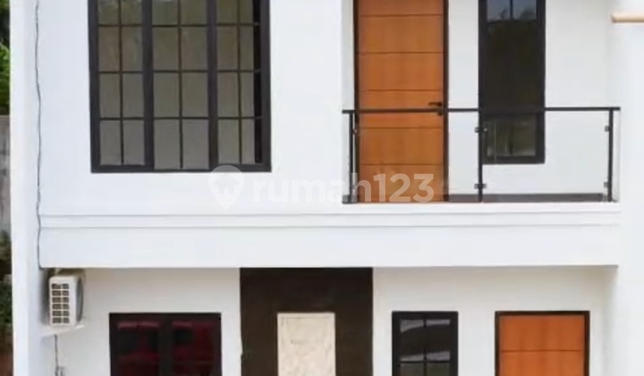 5jt All In.rumah 2lantai Dekat Umpam 1.ada Swimming Pool