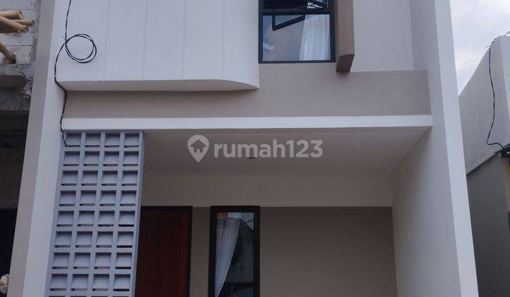 Rumah Cantik 3kamar Tidur Vertihouz Diantara 2exit Toll Shm 1