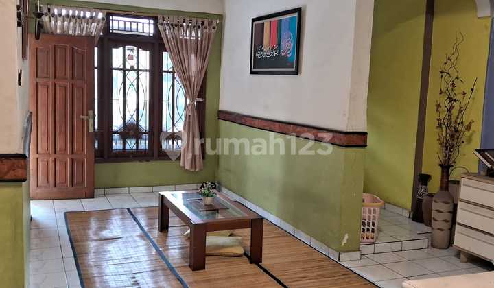 Rumah Dekat Pemda Cibinong Terawat ,dalam Perumahan Bumi Cibinong Indah 2