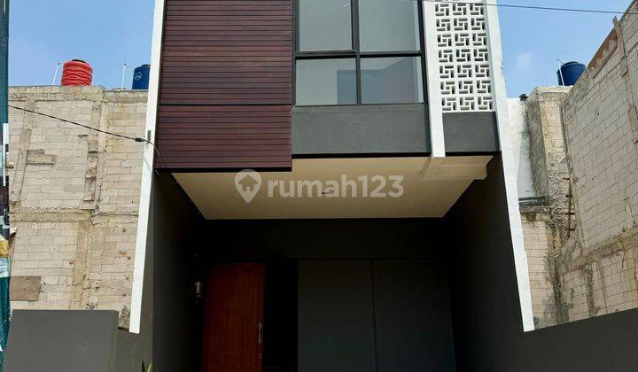 Rumah 2 Lantai Vertihouz Cluster Exlusive Baru 2