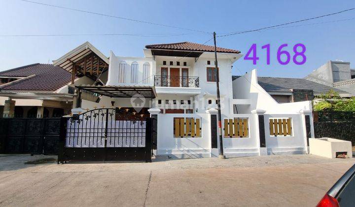 Rumah Bagus 2 Lantai Lebar 12 Luas 240 Di Komplek Billy Moon, Pondok Kelapa 1