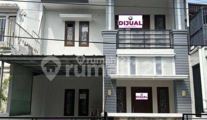 Rumah 2 Lantai Siap Huni Area Depan Di Kemang Pratama 3, Bekasi 1