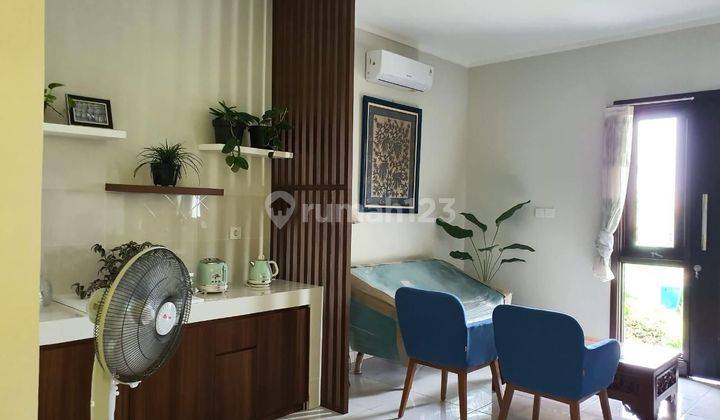 Rumah Cantik Furnished Shm Di Cluster Burgundy, Summareconn Bekasi 2