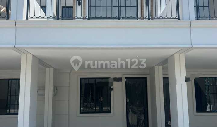 Sewa Rumah Bukit Nirmala 5 4,5X10m2 2 Br 2 Lantai Unfurnish Sudah Ada Ac