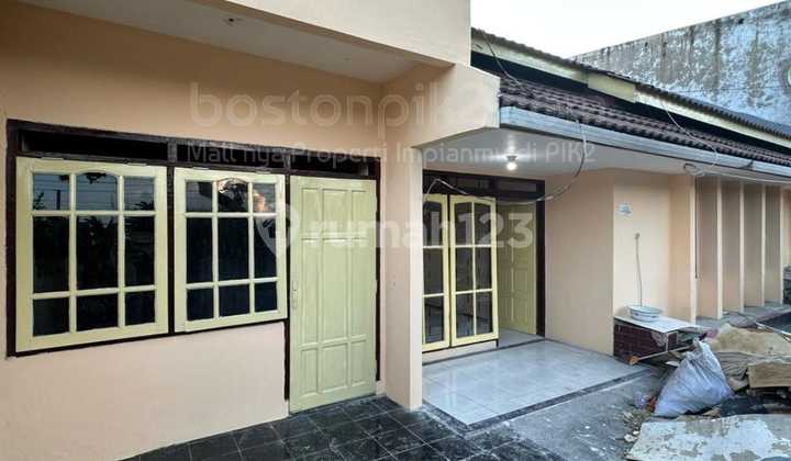Jual Rumah di Jl Rambutan Surabaya 12x15 m2 LT 180 m2 5Br Baru Selesai Renovasi 