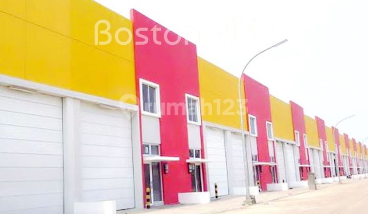Rent Warehouse in East Jakarta 9x18 162 Sqm With Office South Green Sedayu Bizpark Cakung Rent Warehouse in East Jakarta 9x18 162 Sqm With Office South Green Sedayu Bizpark Cakung