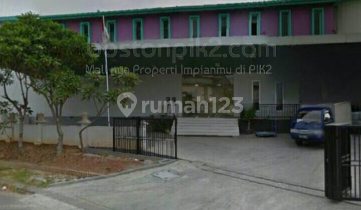 Quick Sale Factory in Cikarang Greenland Industrial Area, Land Area 1995 M2, Building Area 1841 M2, HGB Certificate Year 2008
