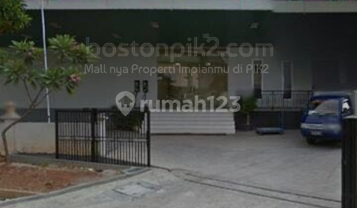 Quick Sale Factory in Cikarang Greenland Industrial Area, Land Area 1995 M2, Building Area 1841 M2, HGB Certificate Year 2008