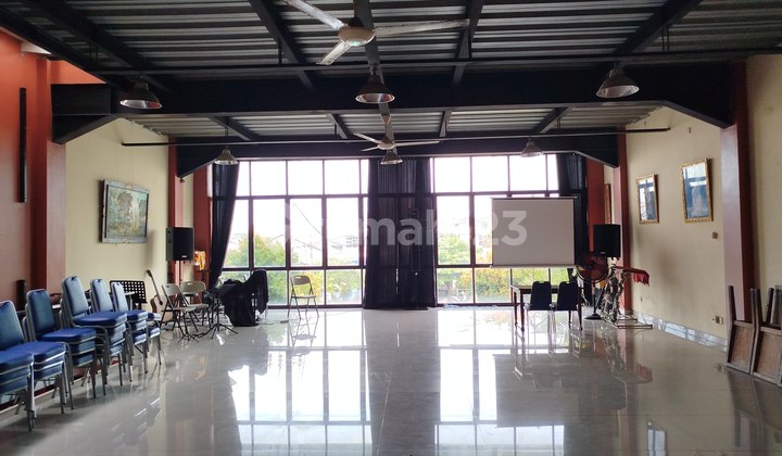 Ruang Studio 8 X 15 Meter Di Lantai 2 Resto Dekat Kerobokan  2