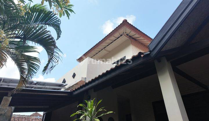 Rumah Klasik 6 Kamar Dekat Dengan Toll Nusa Dua Lingkungan Tenang 1