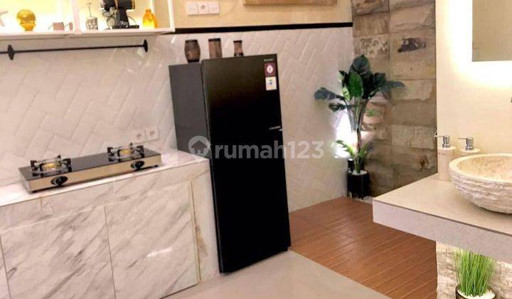 RUMAH MINIMALIS FULLY FURNISHED SIAP HUNI DI MONANG MANING 2