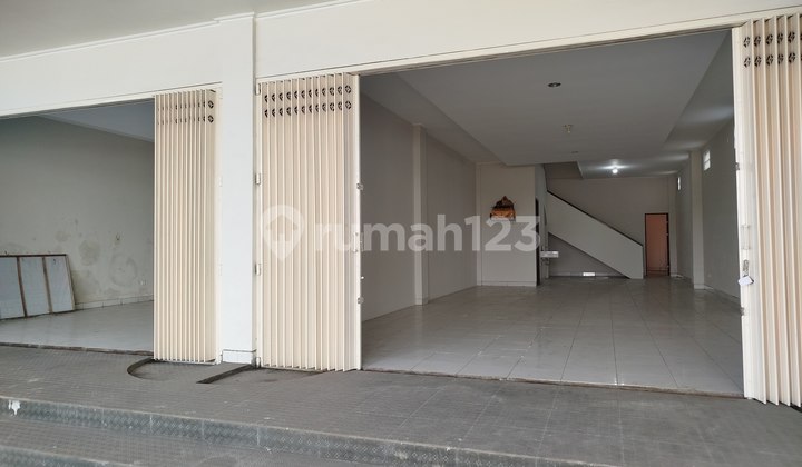 Ruko Lebar 11 Meter Fasilitas Kantor Dan Kamar Di Sempidi Badung 2