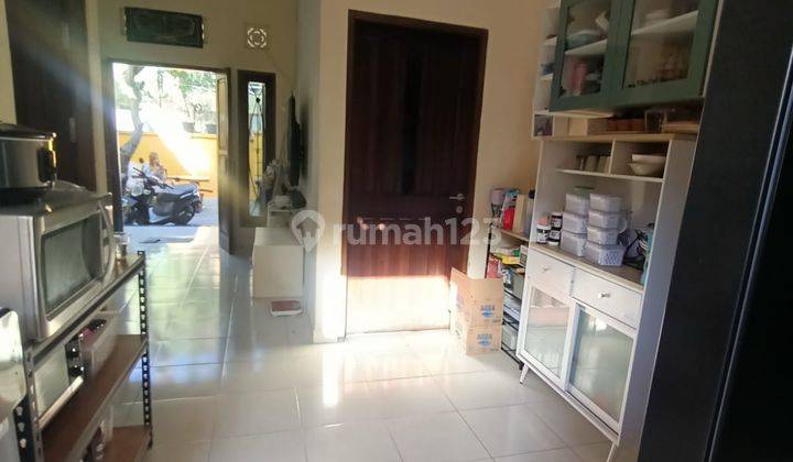 RUMAH 3 KAMAR SIAP HUNI LINGKUNGAN PERUMAHAN DEKAT TOLL DENPASAR 2
