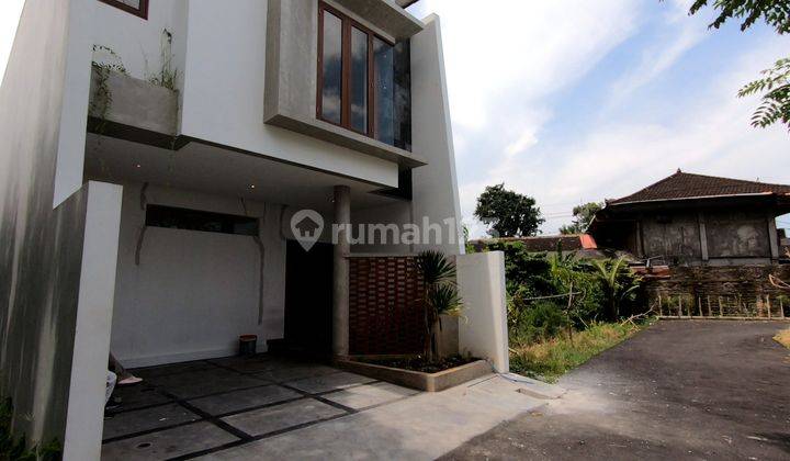 RUMAH SIAP HUNI 3 KAMAR DEKAT SEKOLAH TAMAN RAMA UBUNG 1