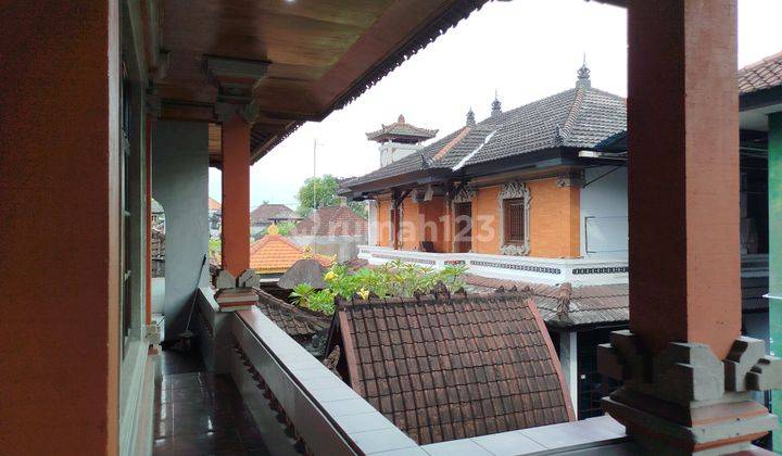 Rumah 2 Kamar Semi Furnished Di Jalan Petitenget Jalan Utama 1