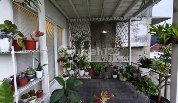 Housing in BSD Duta Bintaro, 3 Stories, 4 Bedrooms, 3 Bathrooms