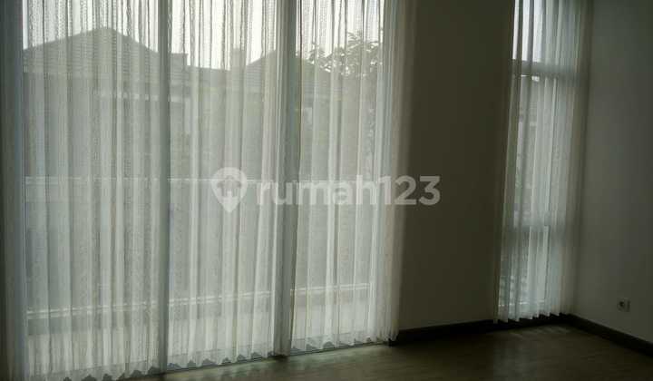 Rumah Di Riviera Metland Puri 3+1 Kamar Tidur 2 Lantai 2