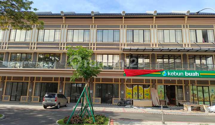 Ruko Hadap Jalan 54m2 Korean Town 3 Lantai Di Green Lake City 