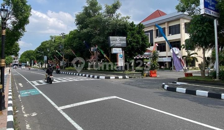 Only 900 Meters From Sleman Market, Land Plot, Low Price