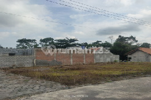 Land on Jl Besi Jangkang, Sleman, SHM 137 m², Notary Deed of Sale (AJB) Land on Jl Besi Jangkang, Sleman, SHM 137 m², Notary Deed of Sale (AJB)