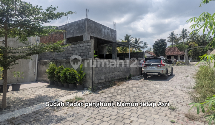 SHM Ready! East of UII Campus Kaliurang, Suitable for Building a House. SHM Ready! East of UII Campus Kaliurang, Suitable for Building a House.
