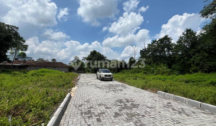 1 Unit Terakhit Spesial Price ! 100 Meter Jl Lpmp 1 Unit Terakhit Spesial Price ! 100 Meter Jl Lpmp