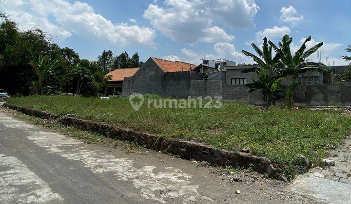 Tanah di Besi Jangkang Yogyakarta SHM 137 m² Rumah123