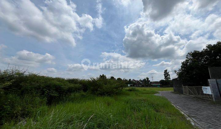 Lokasi Ciamik di Jogja, Selatan Ambarukmo Plaza 2